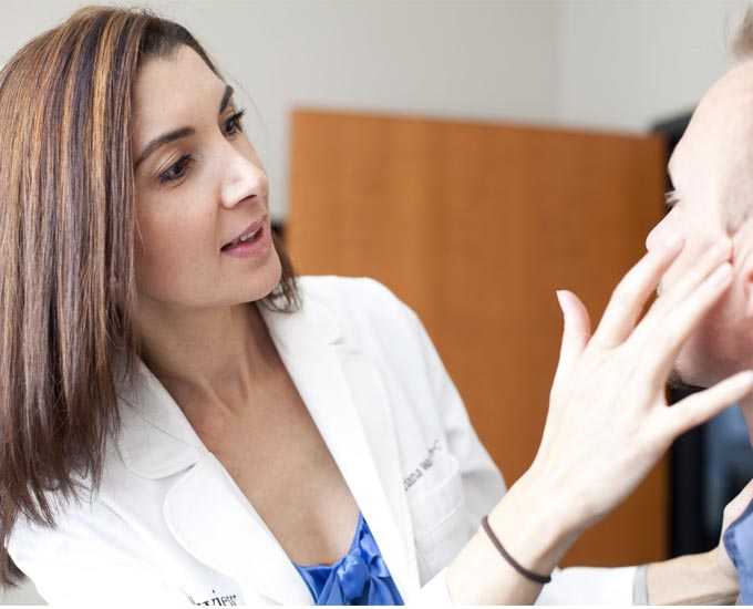 متخصص پوست و مو کیست؟ پیدا کردن بهترین متخصص تا اعتماد کردن