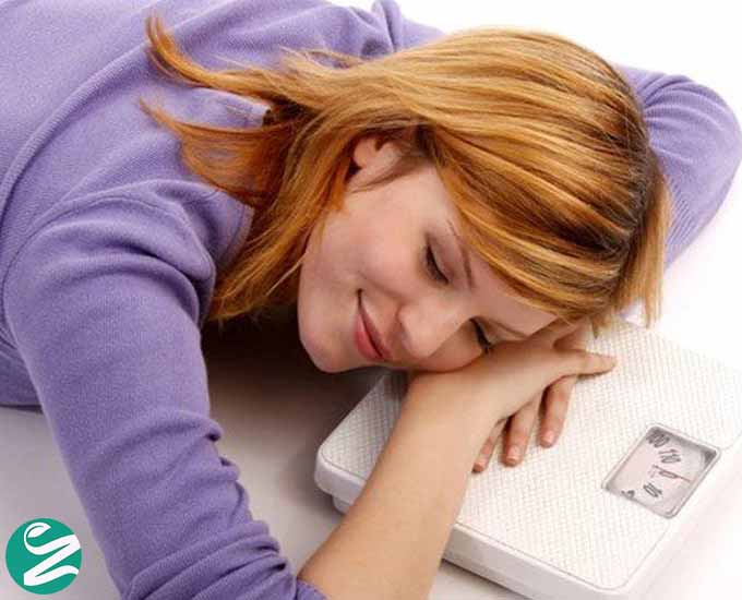 خوابیدن چطور به کاهش وزن کمک می‌کند؟