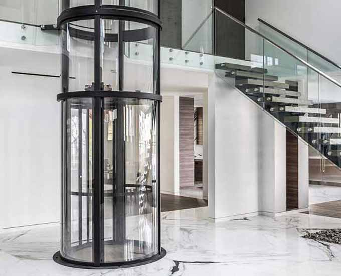 ویژگی‌هایی که شما را مجذوب آسانسور شیشه‌ای می‌کند!