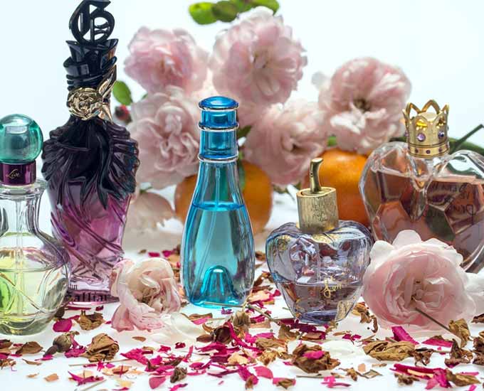 آیا ادکلن فرانسوی قیمت مناسب اصل وجود دارد؟