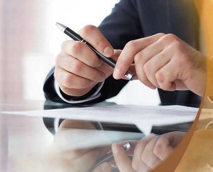 9 نکته مهم انتخاب وکیل مجرب و متخصص درقم