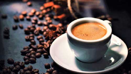 یک فنجان قهوه یک فنجان قهوه