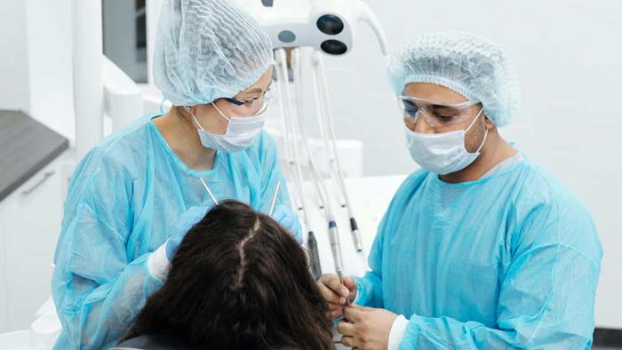 جراح فک و صورت و دهان (Oral & Maxillofacial Surgeon) جراح فک و صورت و دهان (Oral & Maxillofacial Surgeon)