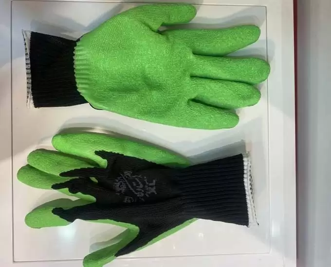 بررسی مقاومت دستکش ضد برش