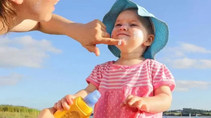 تفاوت کرم مرطوب کننده صورت و بدن