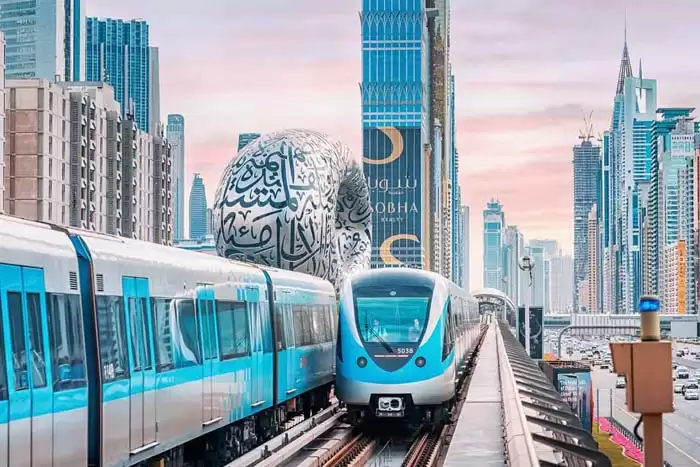 استفاده از مترو در سفر به دبی