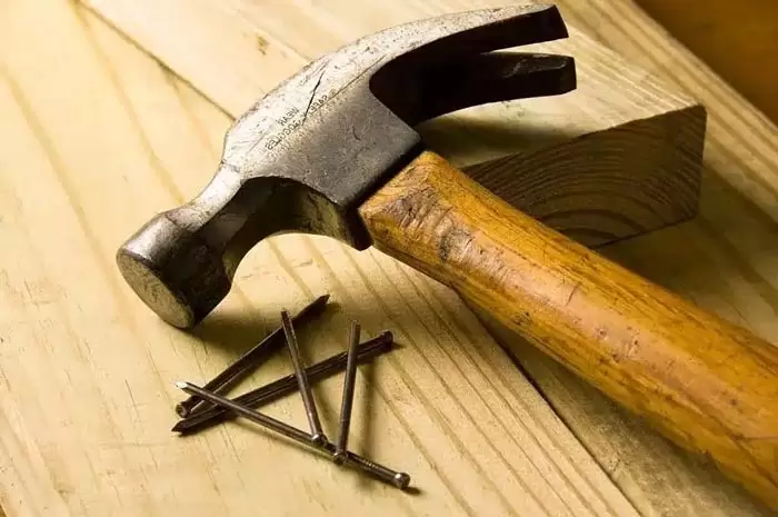 چکش ابزار مورد نیاز در خانه