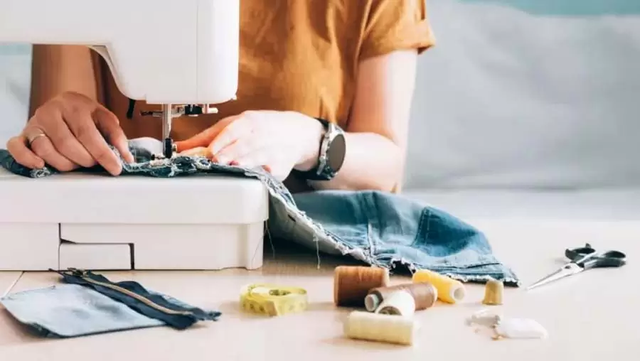 کدام آموزشگاه در مشهد کلاس خیاطی را برگزار می کند؟