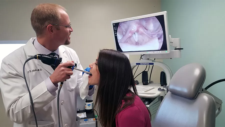 تصویر برداری از حنجره چیست؟