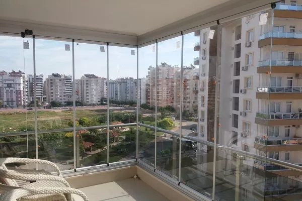 خرید شیشه بالکن