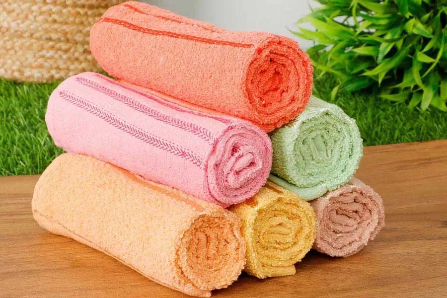 حوله میکروفایبر چیست؟ بررسی کاربردها + مزایا و معایب