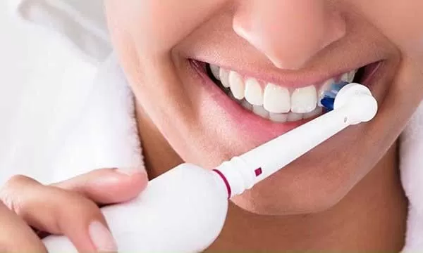 عوض نکردن سری مسواک برقی