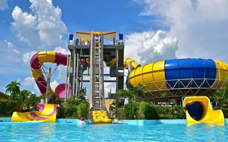 موجهای خروشان مشهد