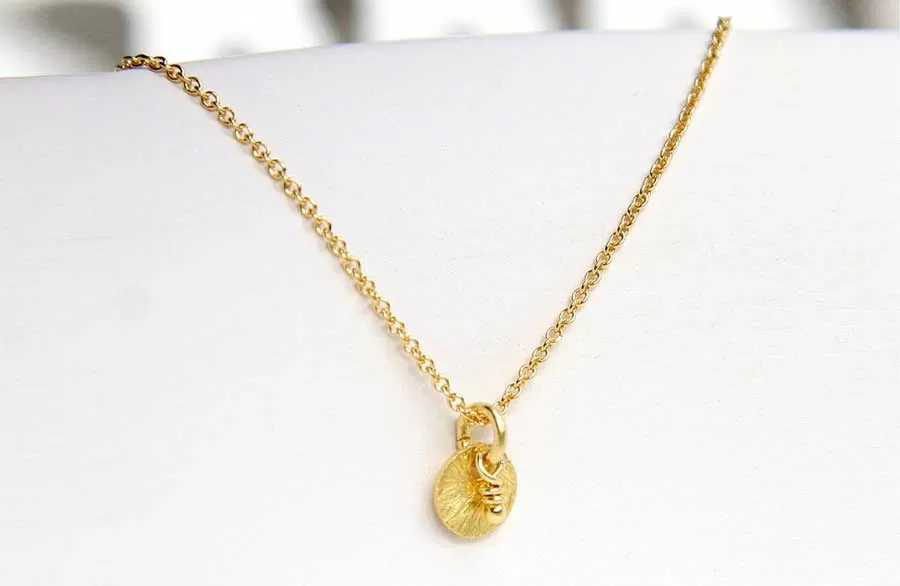 تفاوت گردنبند طلا کلاسیک و مدرن