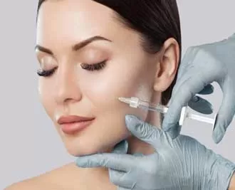 تزریق فیلر لب چیست و چه تفاوتی با تزریق ژل دارد؟ + ماندگاری و عوارض