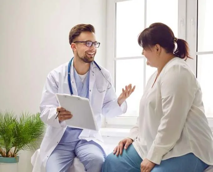 ابدومینوپلاستی و لیپوماتیک: راه سریع برای داشتن اندامی زیبا✅