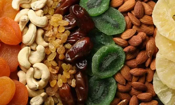 مصرف آجیل‌ها در افزایش استروژن