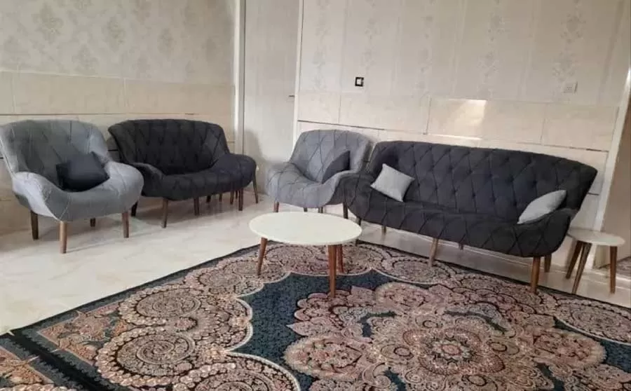 6 معایب مبل چستر قایقی