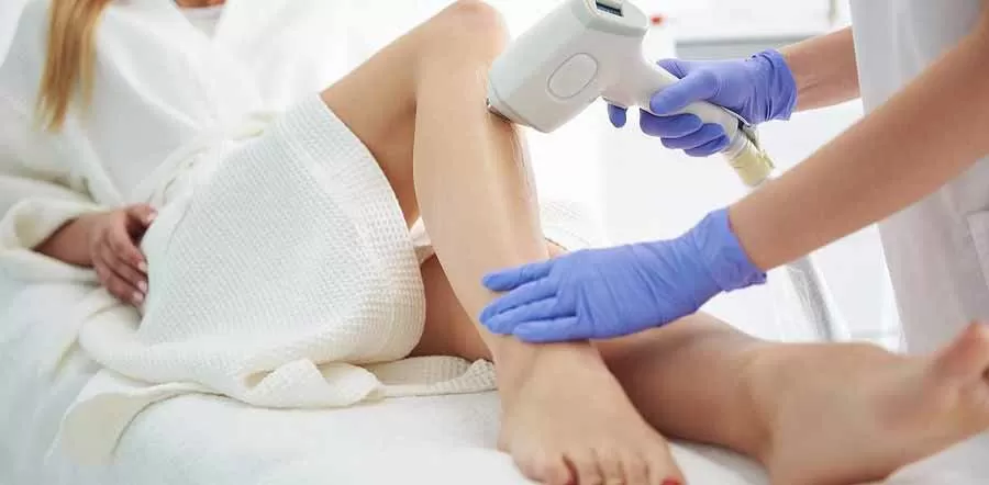 لیزر موهای زائد: فناوری، مزایا و مراقبت‌های ضروری