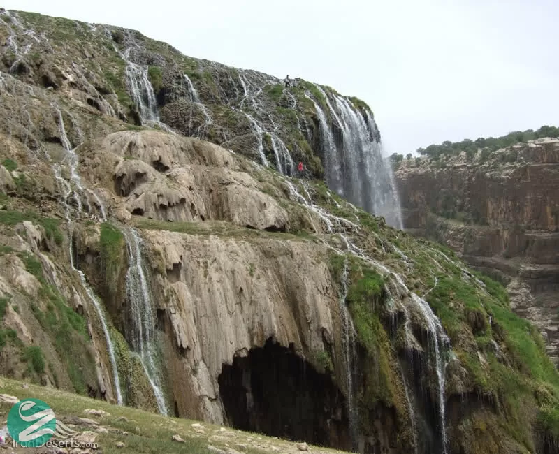 آبشار کمردوغ