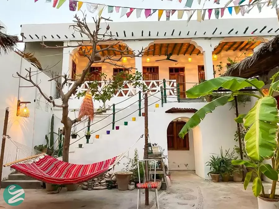 کجا اقامت کنیم؟ بهترین هتل‌ها و اقامتگاه‌ها