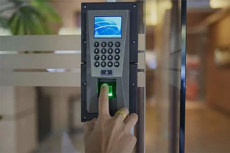 نرم افزار مدیریت حضور و غیاب