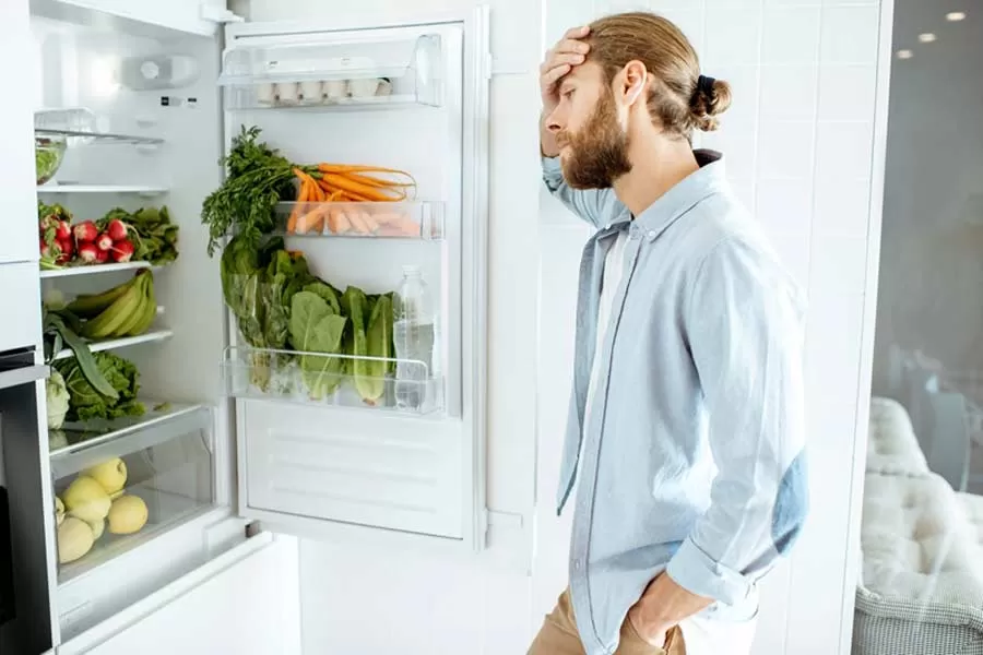 تعمیر یخچال در خانه یا کارگاه؛ کدام بهتر است؟
