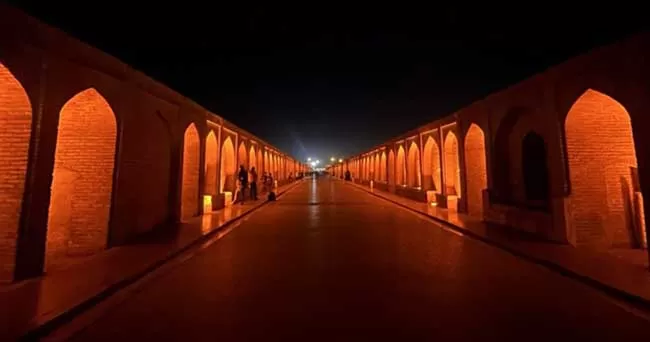 اقامت در منزل یزدان؛ خانهای پر از روح و اصالت