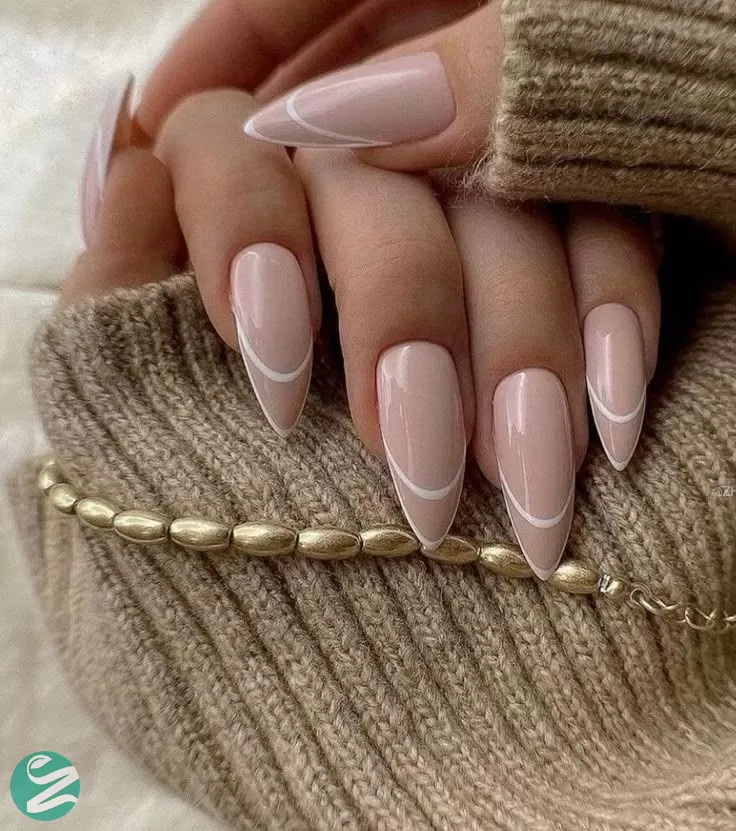 مدل ناخن فرنچ وی شکل