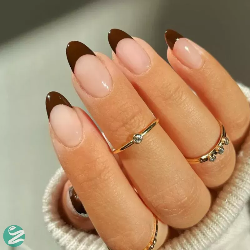 مدل ناخن فرنچ قهوه ای