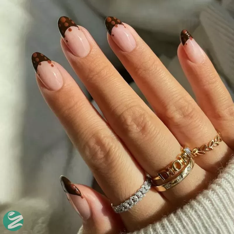 مدل ناخن فرنچ قهوه ای