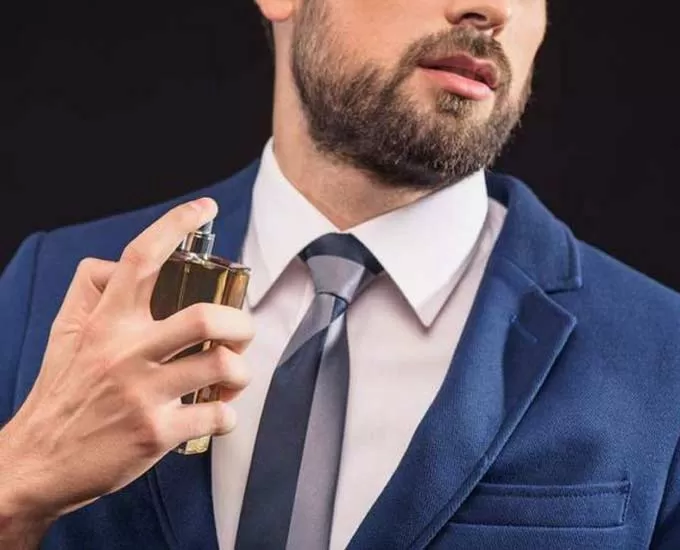 دلیل جذابیت عطرهای مردانه برای خانم ها چیست