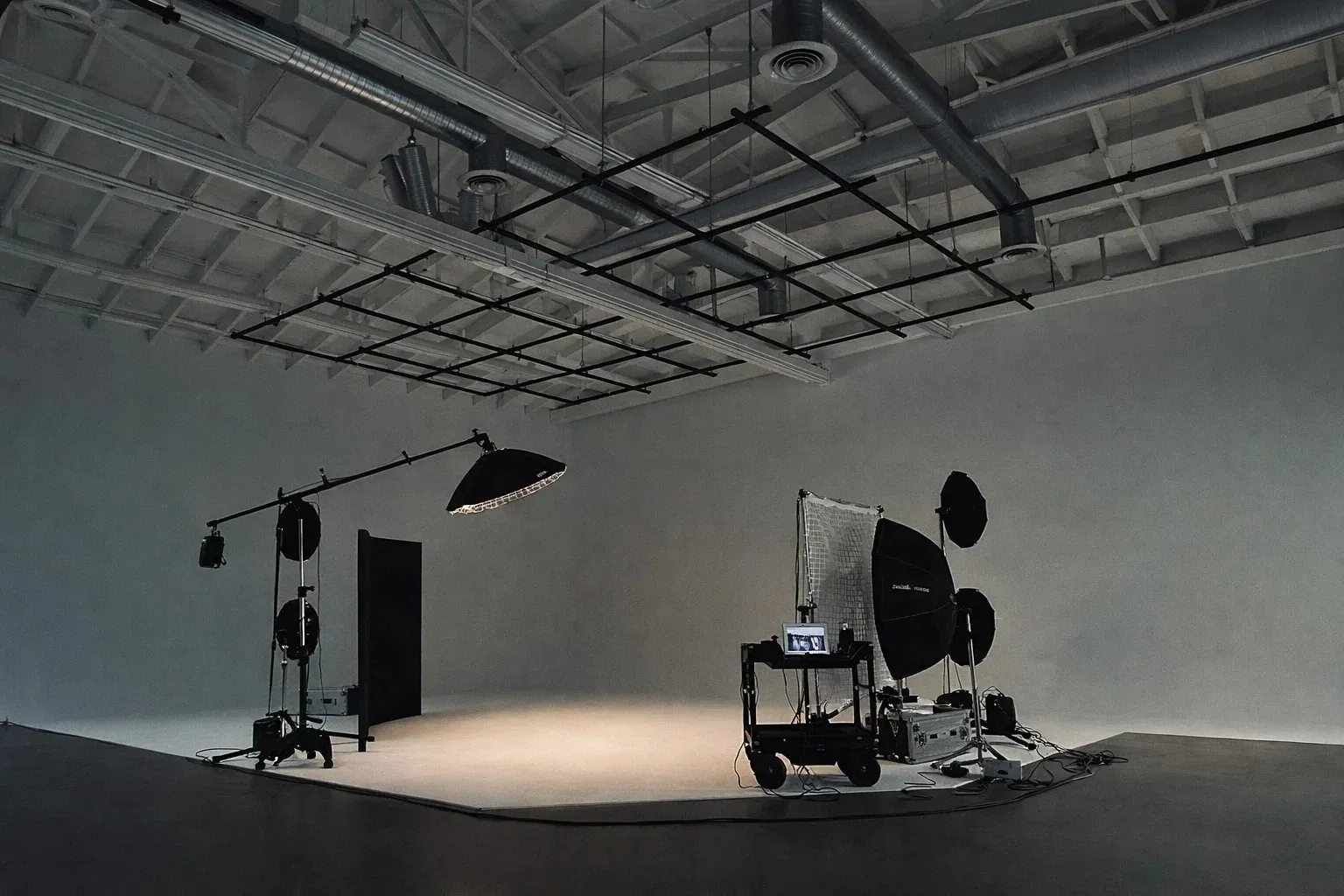 نورپردازی ضعیف؛ عامل پنهان افت کیفیت محتوای ویدیویی!