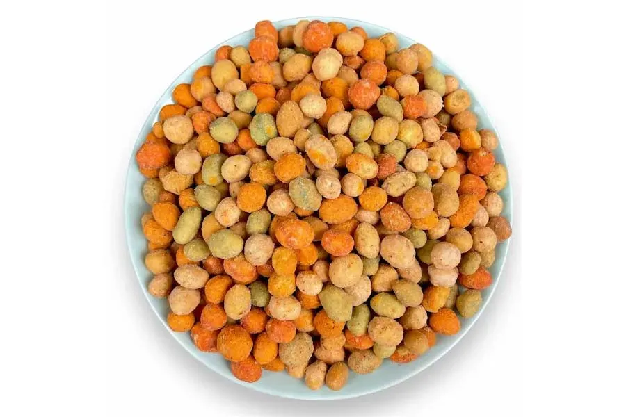 بادام زمینی روکش دار چیست؟ طعم‌ و راهنمای خرید چیزبال