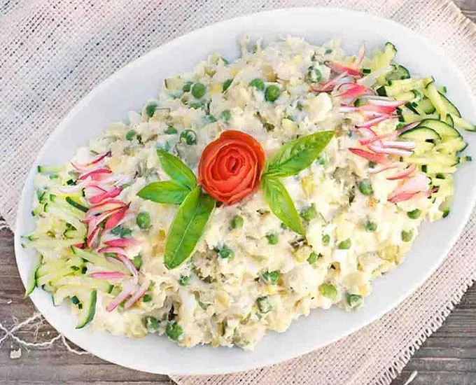 الویه مرغ آماده چیست؟ معرفی سالاد الویه با مرغ