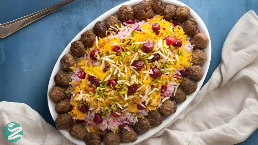 آلبالو پلو با گوشت قلقلی (کوفته ریزه)