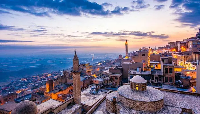 چگونه با اتوبوس به وان برویم؟ راهنمای سفر ارزان و راحت به ترکیه
