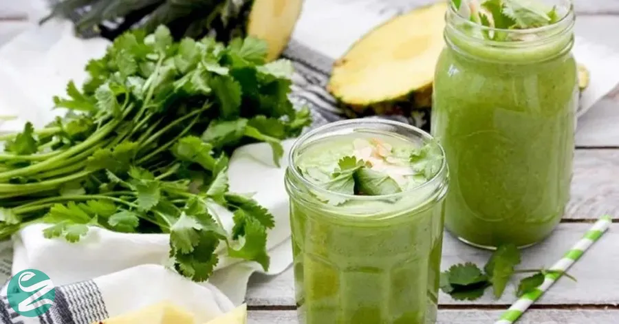 آبمیوه سیب و گشنیز (Apple & Coriander Juice)