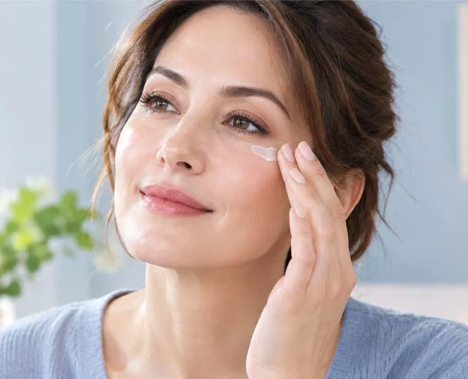 دلایل چروک دور چشم و روش های پیشگیری از آن